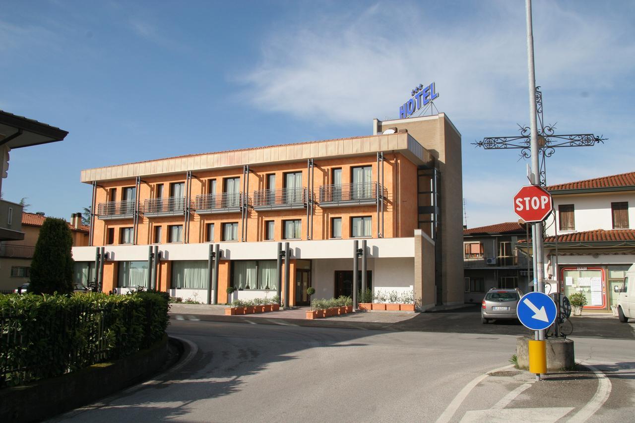 Hotel Alla Croce Negrisia Buitenkant foto